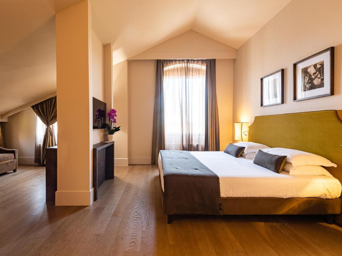 Casa Munfra Hotell Cioccaro Di Penango Exteriör bild